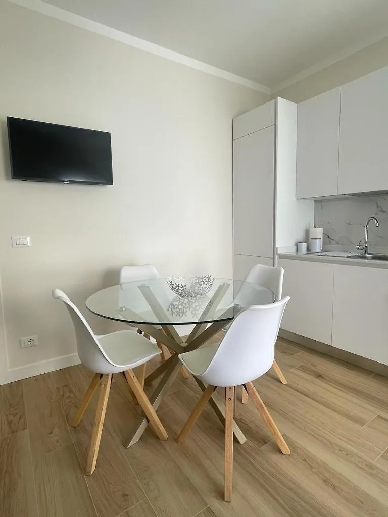 Villa Luma - Walterigato Apartments Solo Per Famiglie Лидо-ди-Езоло 0*,