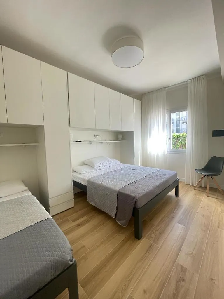 Апарт-отель Villa Luma - Walterigato Apartments Solo Per Famiglie Лидо-ди-Езоло